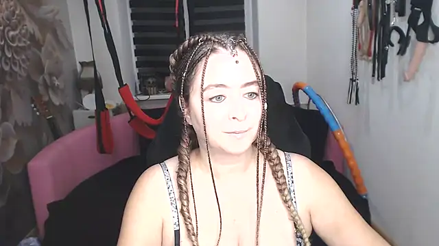 MISSgoddessMARIA Chat XXX in diretta