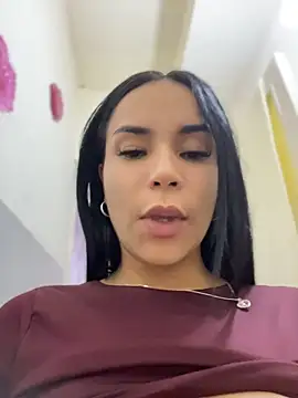 Naatalia 라이브 XXX 채팅