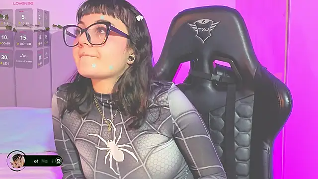 Chat XXX en directo de Sweet_Namii