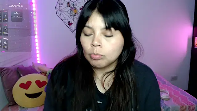 EllieMoonX live XXX chat