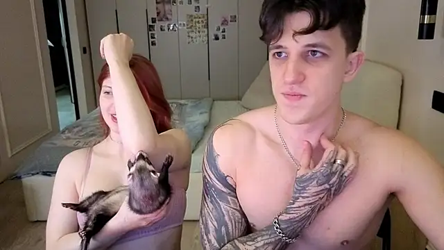 Show modela gopolsme na web-kameri
