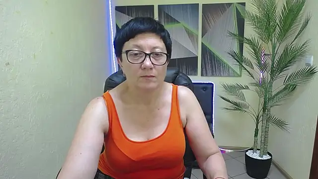 EmilyL0ve live XXX chat