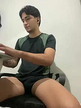 Show de Tavinho067 na webcam