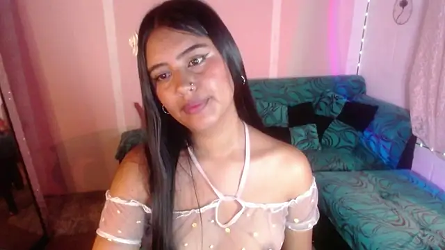 sweet_susy222 Adlı Modelin Canlı XXX Sohbeti