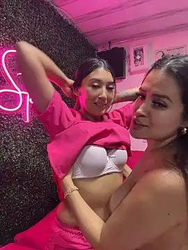 Sara_fun's Webcam Show