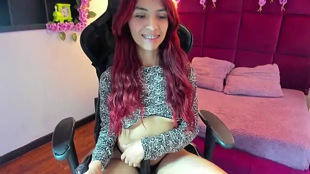 NinaaXXX_'s Live XXX Chat