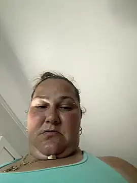 צ'אט XXX בשידור חי של SexyNikki6969