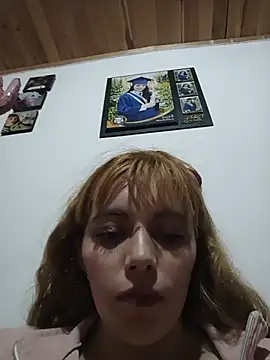 Isabella__Risky Chat XXX in diretta