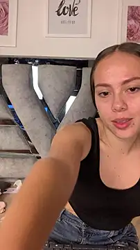 valery_and_Dani_ Chat XXX in diretta