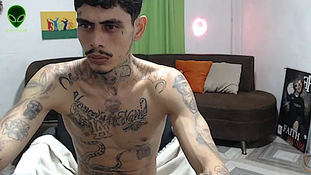 alpha_zom élő XXX-chatje