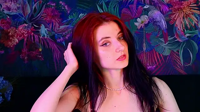 NicoleLuxe: онлайн-секс-чат