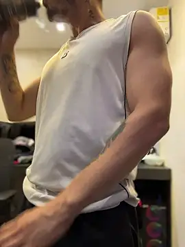 andrewlopezz Chat XXX live