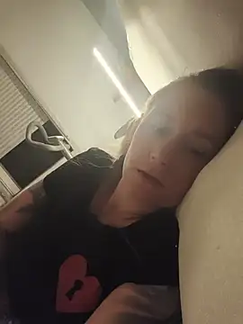 ladydivine14's Live XXX Chat