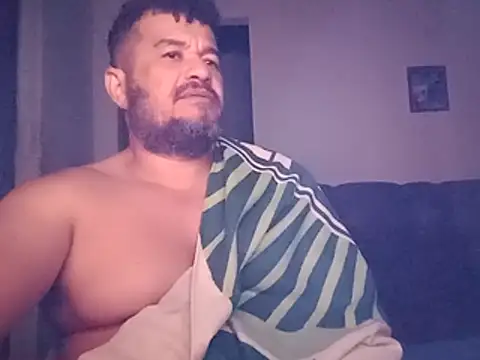 tarra122 Adlı Modelin Canlı XXX Sohbeti