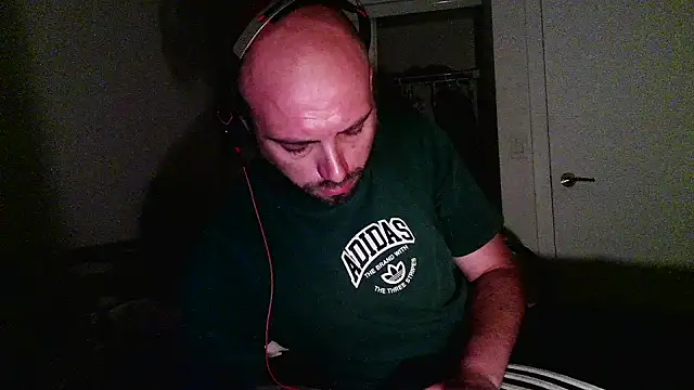experiencelove élő XXX-chatje