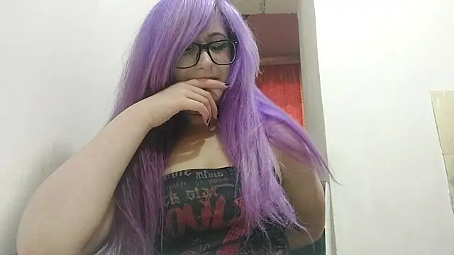 FeliniKatechini's Live XXX Chat