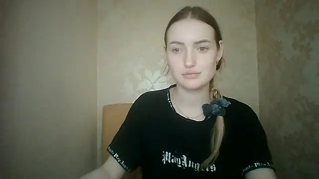 XXX chat uživo modela Lisanta