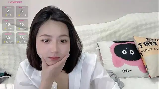 Lucy-8 Live XXX-Chat
