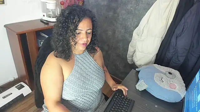 Chat XXX ao vivo de Natasha_Fox_Bms
