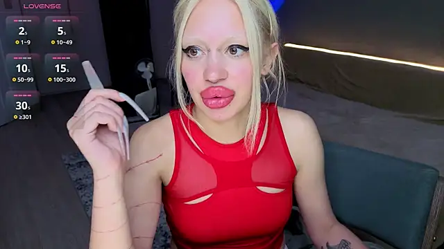 Онлайн чат XXX Luna_Beverly