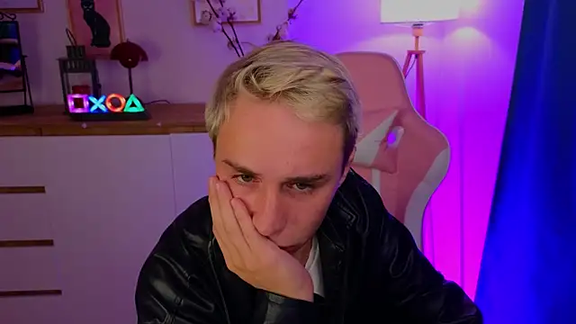 צ'אט XXX בשידור חי של e1v1s