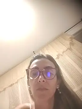 Chat +18 de Alanabruner ao vivo