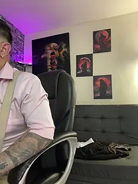 Ethan_Castellano XXX чат на живо