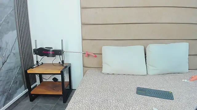 laurenn_moore Adlı Modelin Canlı XXX Sohbeti