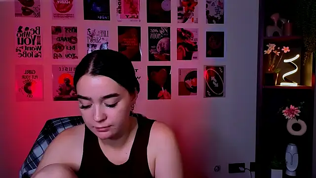 monica_xcx's Live XXX Chat