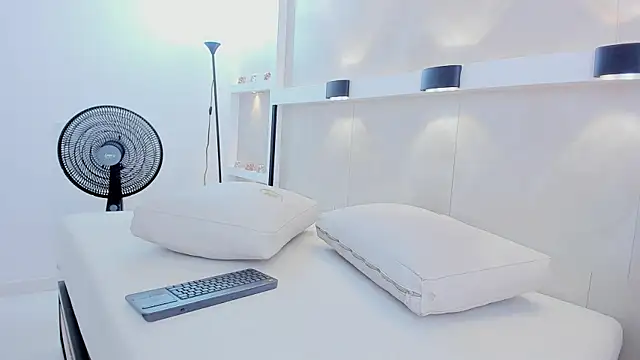 XXX chat uživo modela annie_soler