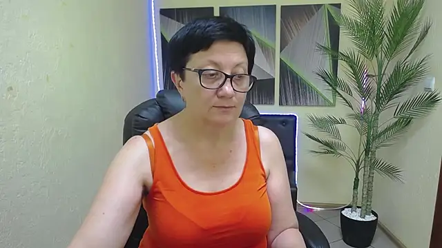 Chat +18 de EmilyL0ve ao vivo