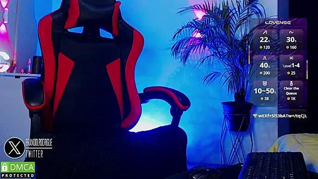 Diilanhott's Live XXX Chat