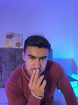 Chat +18 de Chris_Clarck ao vivo