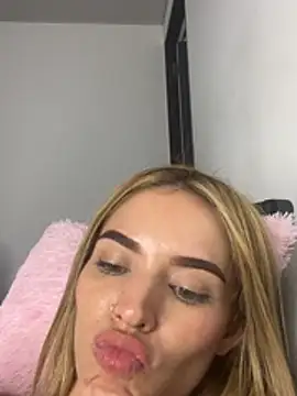 Ambar_Sorachi Chat XXX live