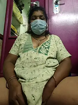 tamil-kamakanni's Live XXX Chat