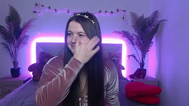 MavkaCute Adlı Modelin Canlı XXX Sohbeti