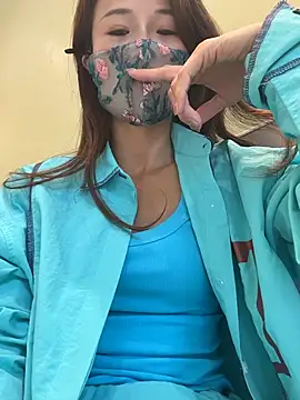 kiss_loo 即時 XXX 聊天