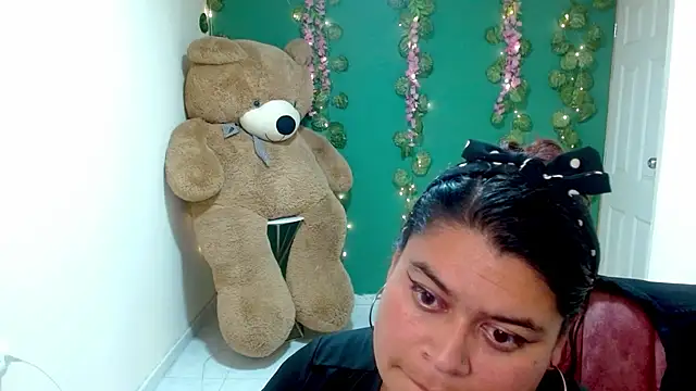 xiomara1609 Adlı Modelin Canlı XXX Sohbeti