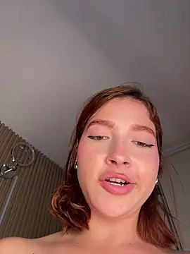sophie_valencia Adlı Modelin Canlı XXX Sohbeti