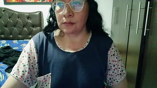 دردشة Grace_mature_milf الجنسية المباشرة
