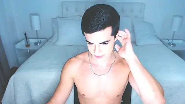 mr_hunterx XXX чат на живо