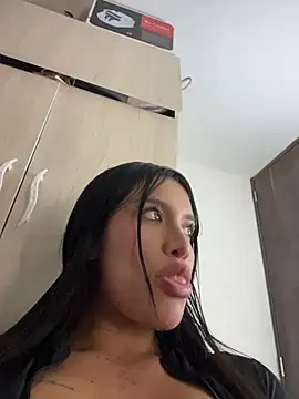 Chat XXX Live Emmily_19