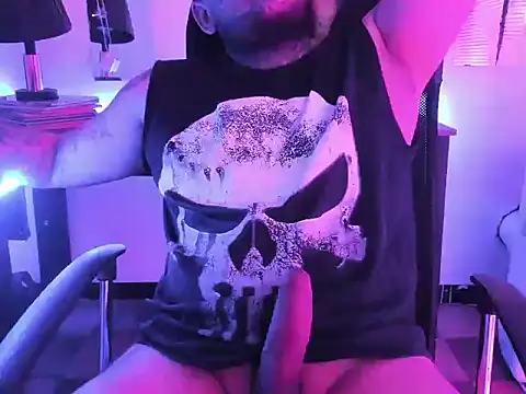 TattooedKlavel Chat XXX in diretta