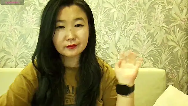 Bet_Lu – Live XXX-chat