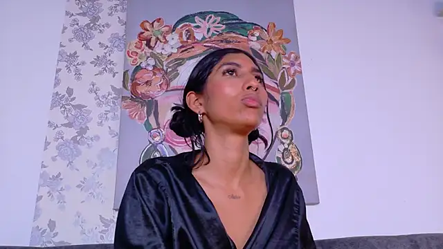 taty_miller Adlı Modelin Canlı XXX Sohbeti