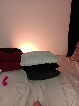 Piafisher_2's Live XXX Chat