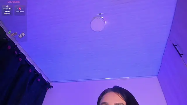 scarlett_Collinss' Live XXX Chat