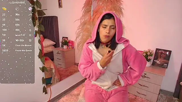 miaoconell XXX чат на живо