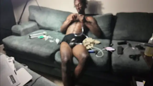 XXX chat uživo modela Triggerhappycj100