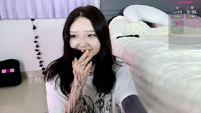 Chat +18 de Lein_Bone ao vivo